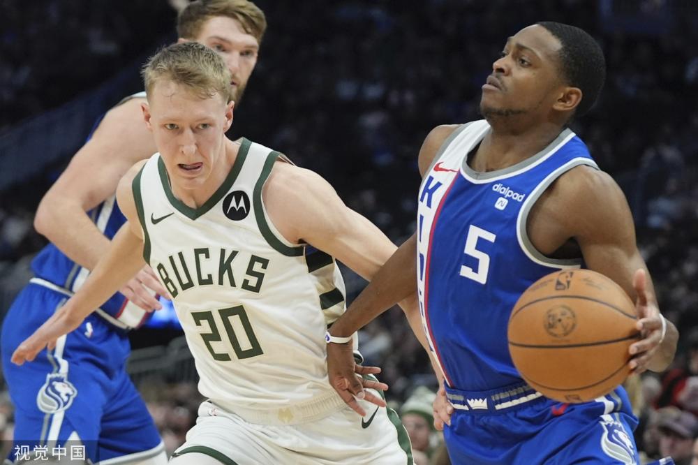 球迷们都在 球迷们都在